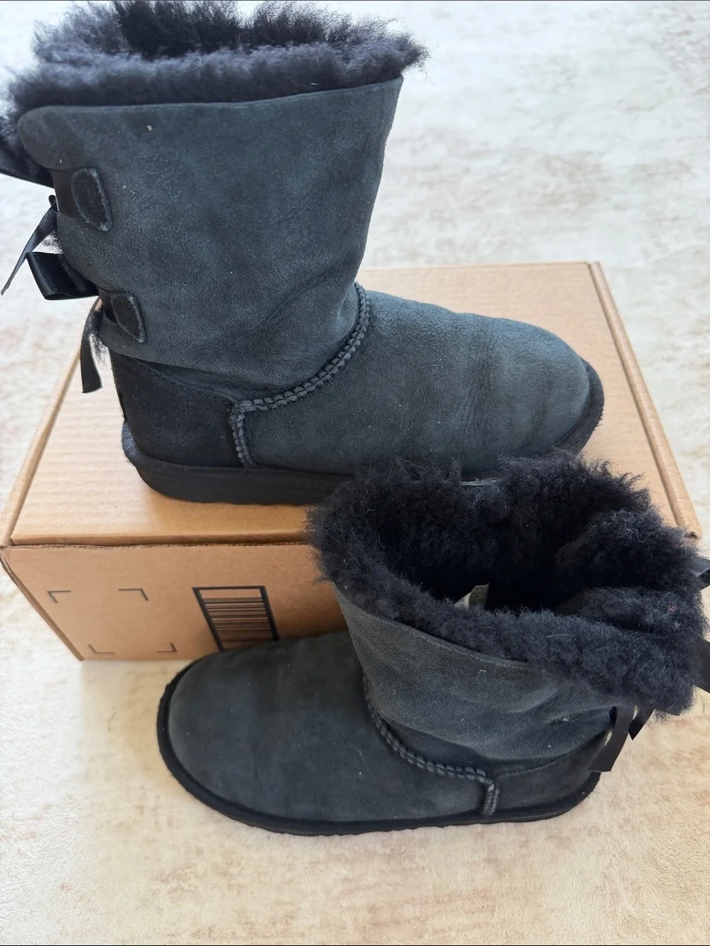 UGG Kids' Bailey Bow II Boot Size 2